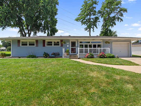 2nd image of 8434 Delaware Pl