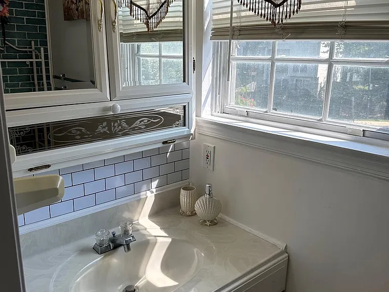 4002 Summer Hollow Ct #155A — Photo 6