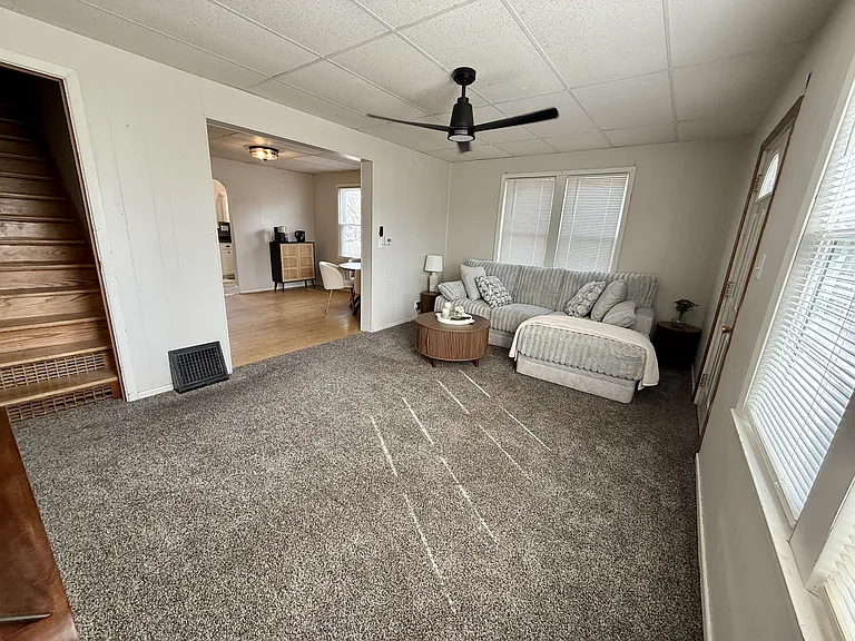 200 N Pine St #202 — Photo 14