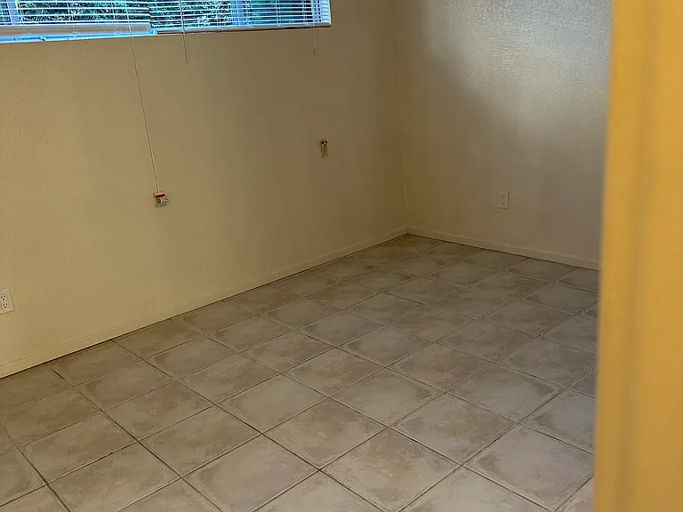 663 Eucalyptus Ave #5 — Photo 9