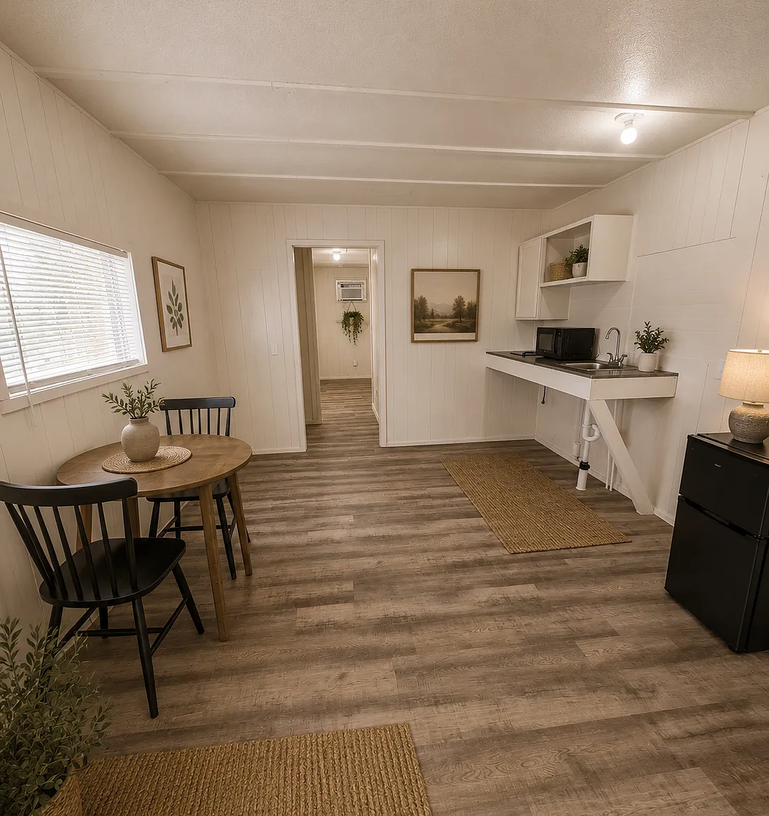 3 bed, $640 — Photo 1