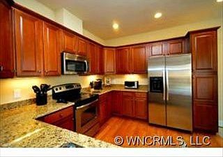 2nd image of 18 Creekside View Dr #7