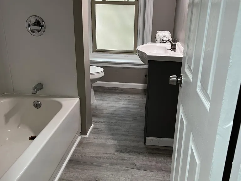 43 N 9th St #2 — Photo 2