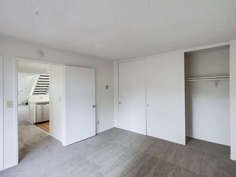 4002 Camino Calma — Photo 8