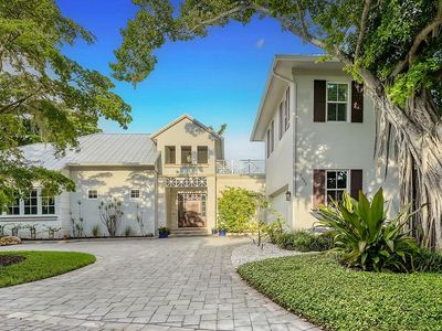 1460 Rebecca Ln, Sarasota, FL, 34231