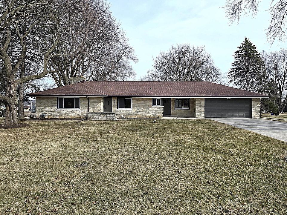 1st image of 4760 North 159th STREET