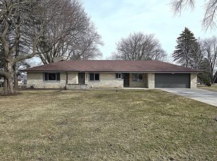 4760 North 159th STREET, Brookfield, WI 53005