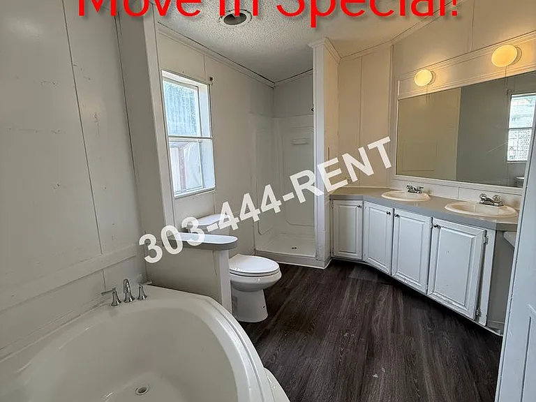 8525 Garfield Ct — Photo 7