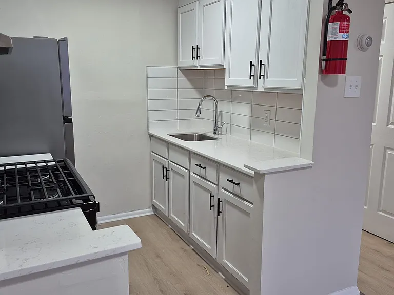 2208 Murray Ave #D — Photo 2