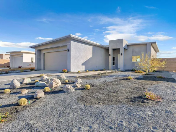 30100 San Joaquin Dr, Cathedral City, CA 92234