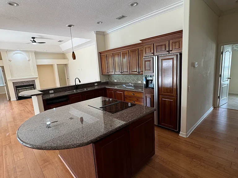 10084 Cherry Hills Avenue Cir — Photo 18