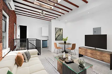 Rented by Nolita Group