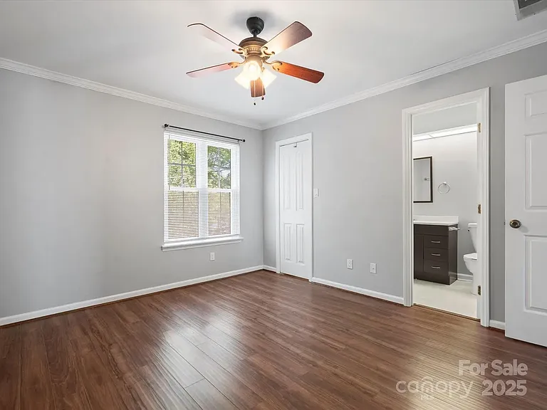 9404 S Vicksburg Park Ct — Photo 16