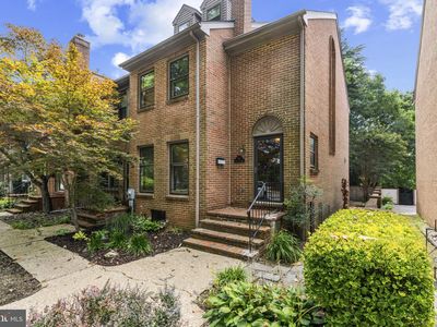 912 N Bancroft Pkwy, Wilmington, DE, 19805