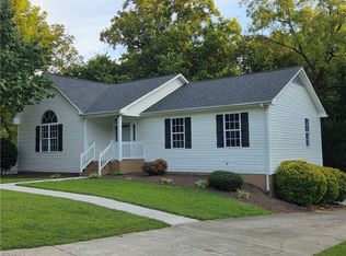 170 Crystal Dr, Winston Salem, NC 27106