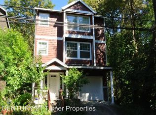 8714 SW 11th Ave, Portland, OR 97219