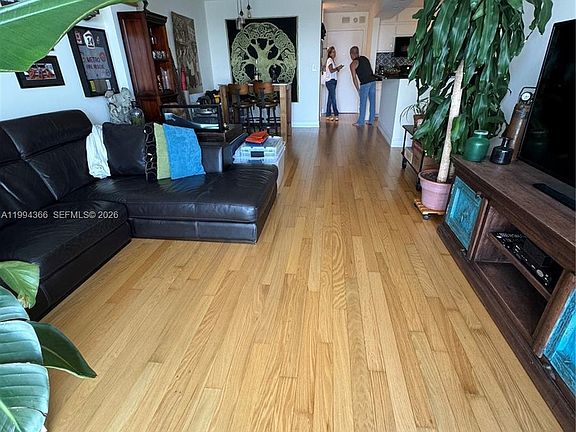 3rd image of 150 SE 25th Rd APT 11L