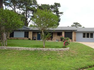 9901 County Road 1111, Athens, TX 75751