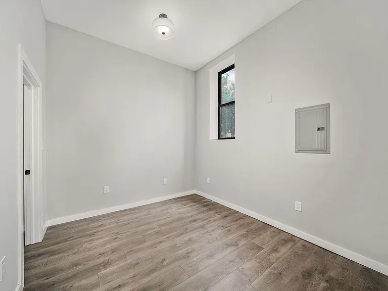 1439 S 6th St #1F — Photo 7