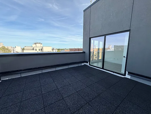 Rented by MADEHOME | media 5