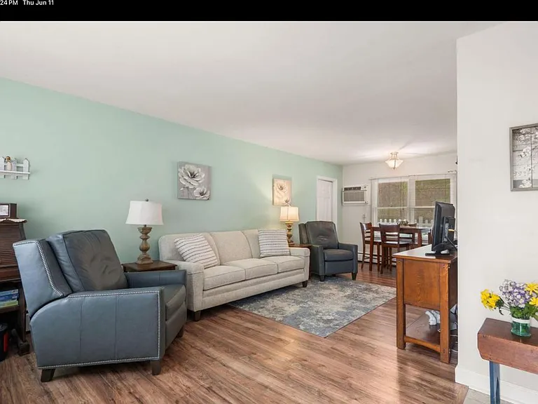 1027 Rozel Ave — Photo 3
