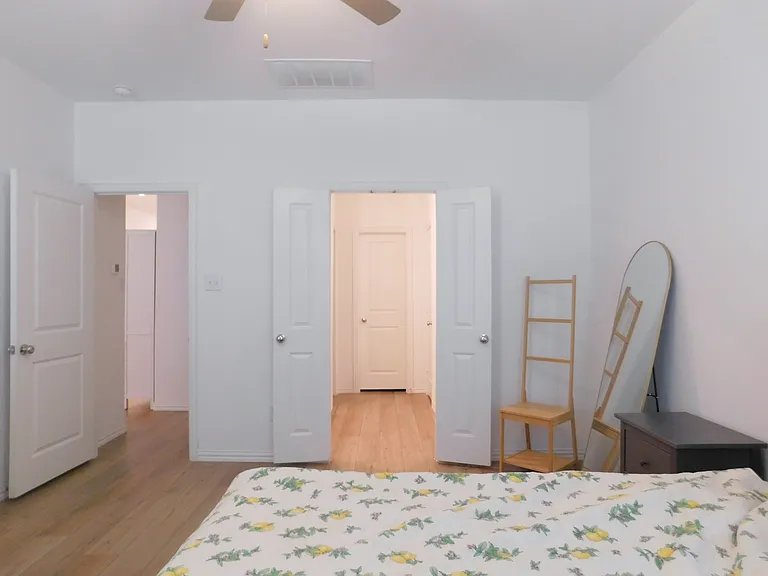 3500 Kingsview Dr — Photo 12