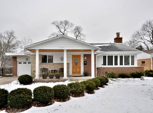 227 S Poplar Ave, Elmhurst, IL 60126