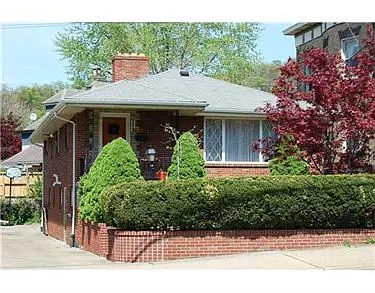 3920 Brighton Rd photo 1