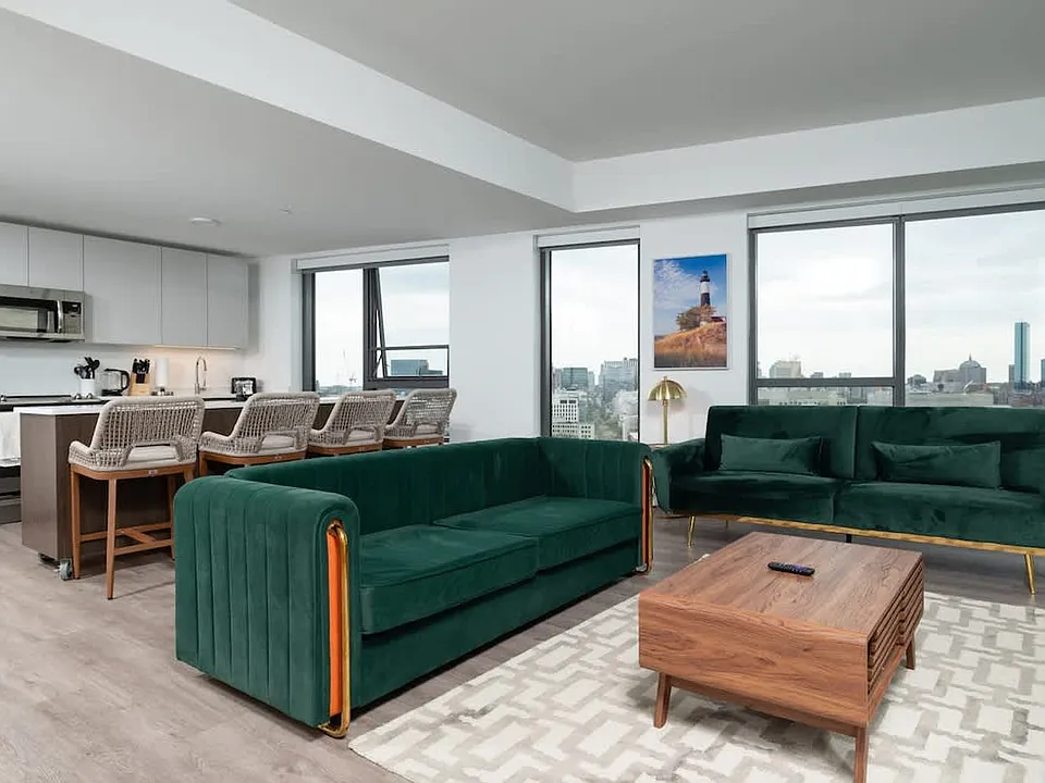 56 Beach St #ID1342420P