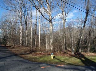 2619 Caroline St, Statesville, NC 28625