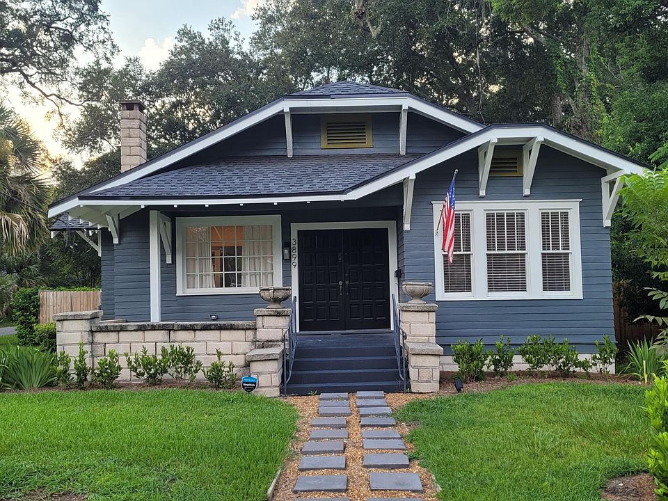Welcome to 3899 Oak St!