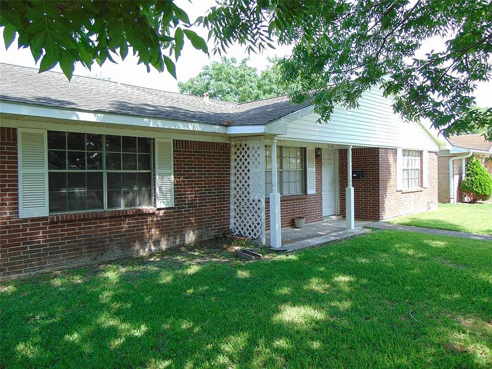 1st image of 4218 Kelvin Ln