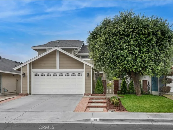 19 Oxbow Creek Ln, Laguna Hills, CA 92653