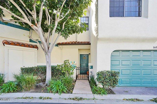 860 Castle Way Ct Port Hueneme Ca 93041 Mls V1 3519 Zillow