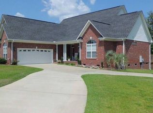 298 Buchanan Dr, Raeford, NC 28376