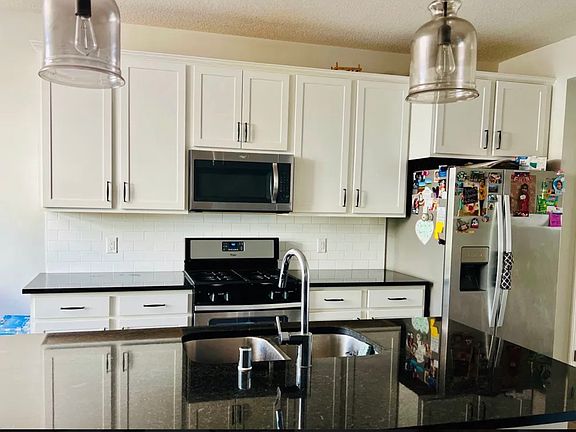 5th image of 8111 Cottonwood Ln N