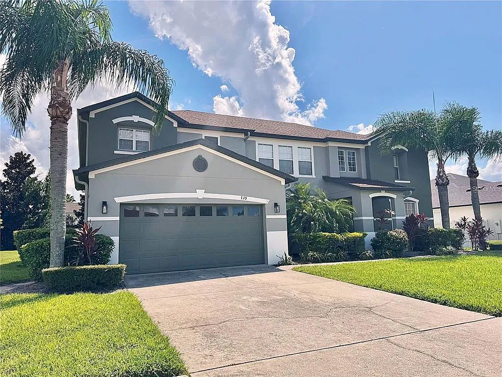 5 bed, 3.0 bath, 3846 sqft, $3,750 — Photo 2