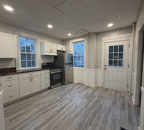 2nd image of 56 S 6th St #1
