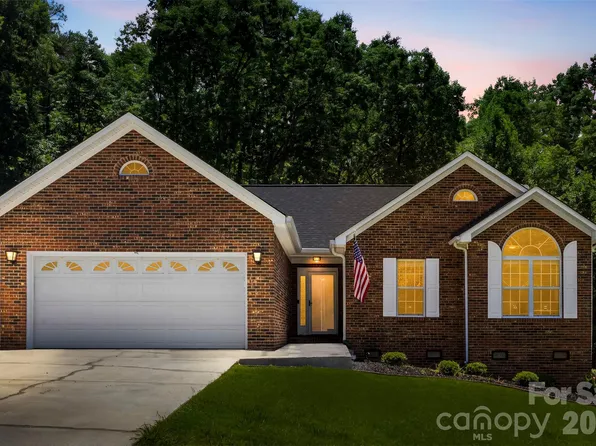 170 Ruthaven Dr, Bessemer City, NC 28016