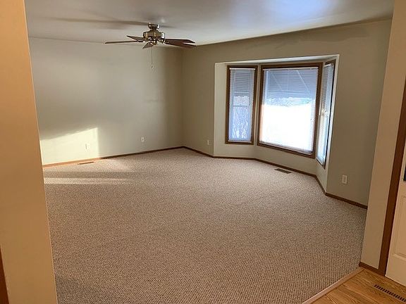 5th image of 5006 W Glenbrook Trl