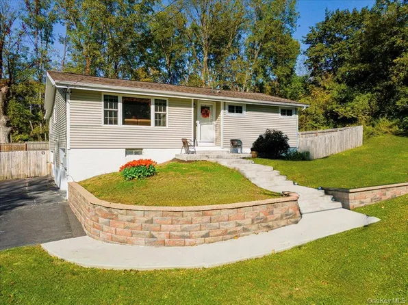 63 Martin Road, Pleasant Valley, NY 12569