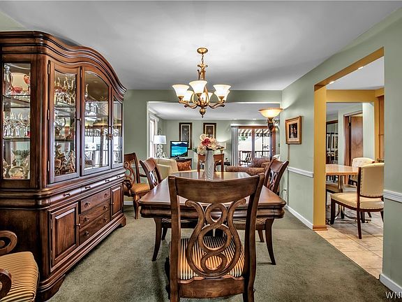 3rd image of 432 Traverse Blvd