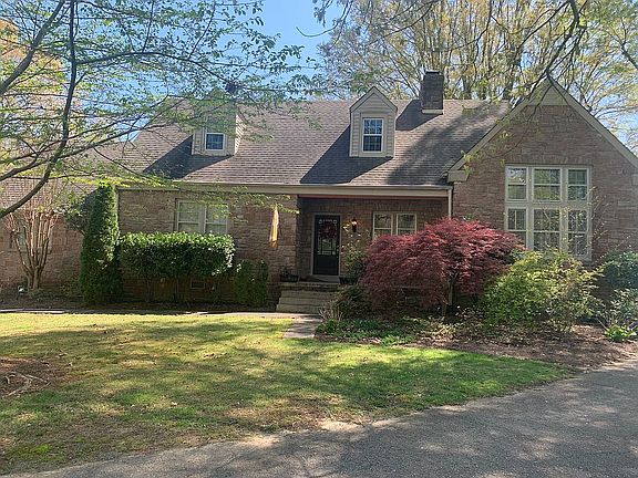 Front on South 1st Street