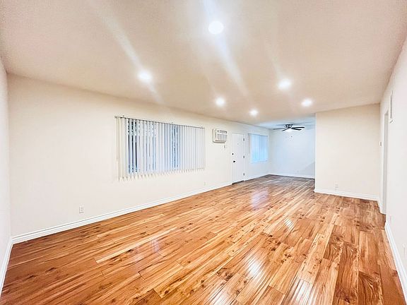 4th image of 8145 Langdon Ave #115