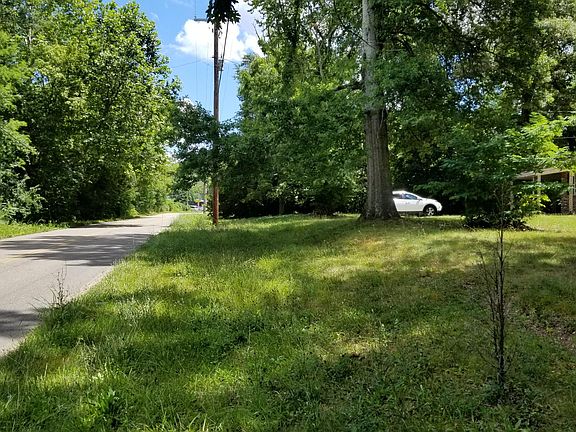 4th image of 7125 Old Clinton Pike