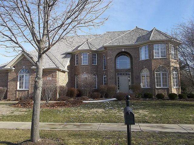 1st image of 611 Ashton Ln