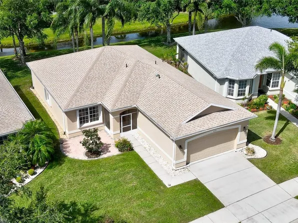 1353 Shoreline Cir, Sebastian, FL 32958
