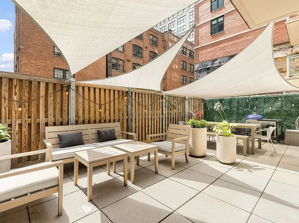 84 Front St APT 2A, Brooklyn, NY 11201