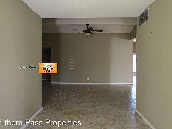 4th image of 637 Wild Willow Dr