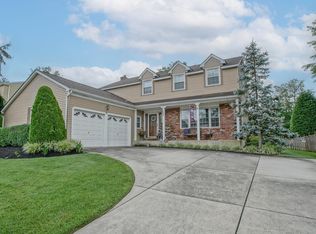 756 York Rd, Mount Laurel, NJ 08054